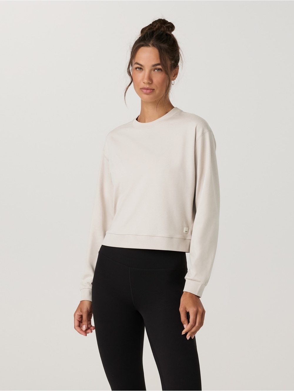 Vuori Halo Modern Crew Ecru Heather Relaxed Crewneck Sweatshirt - Cream XS